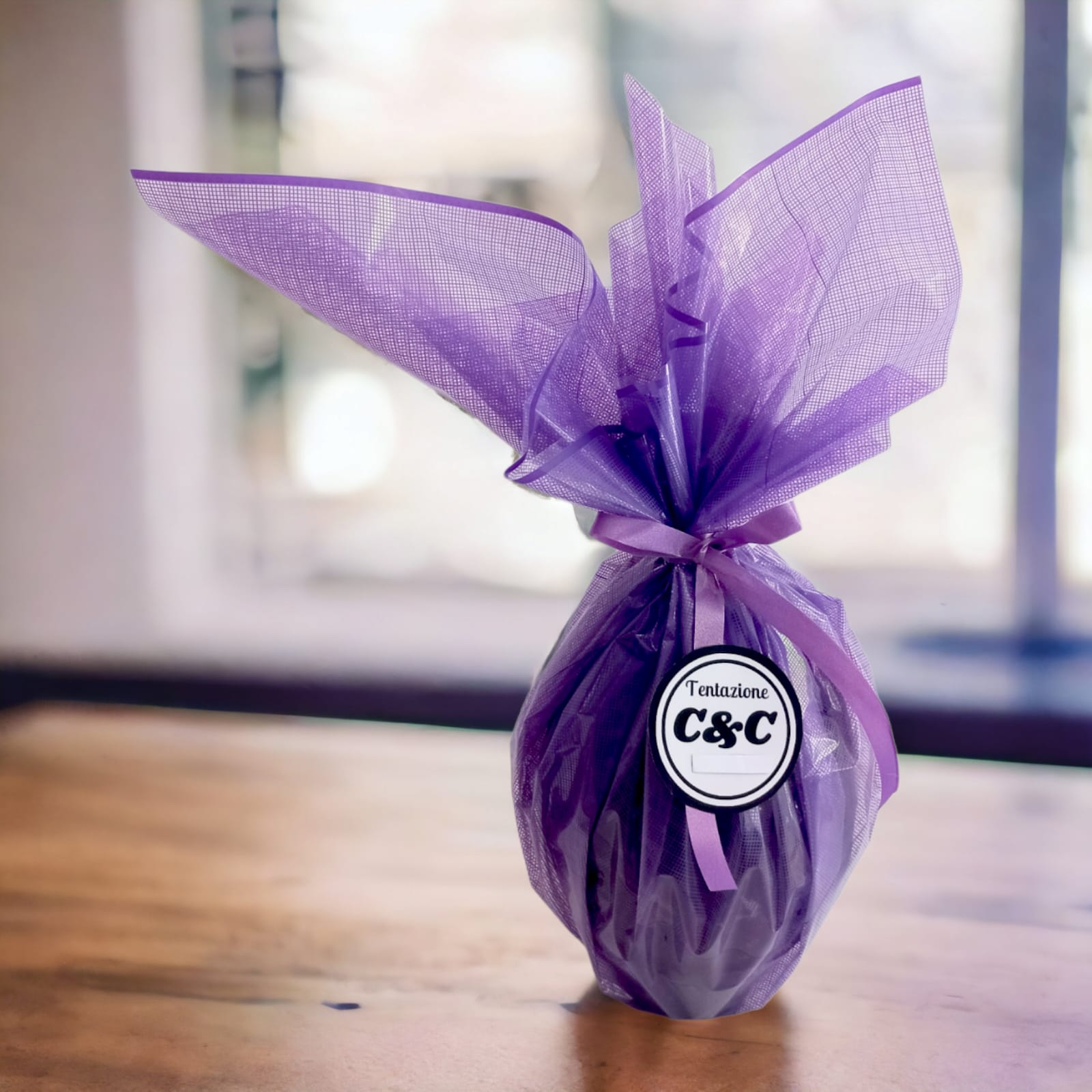 HUEVO DE PASCUA CON ALMENDRAS Y NUECES (360GR)