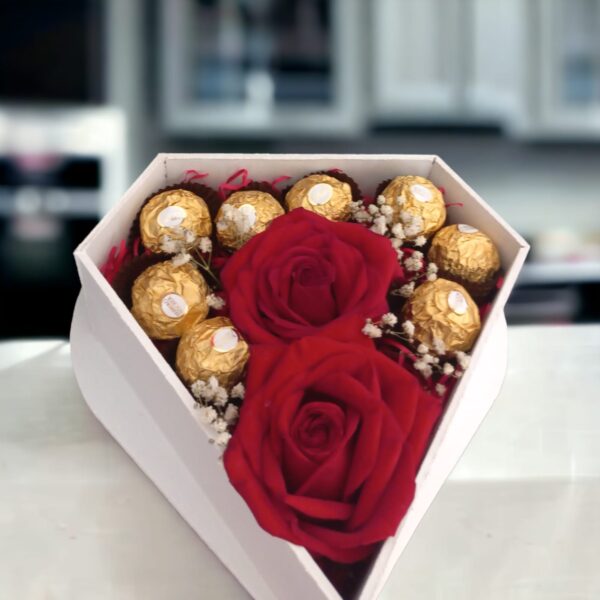 Encanto Dulce con Rosas y Chocolates