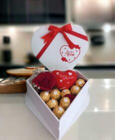 Dulce Romance: Rosas y Ferrero