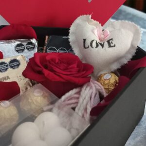 LOVE-ROJO - Image 5